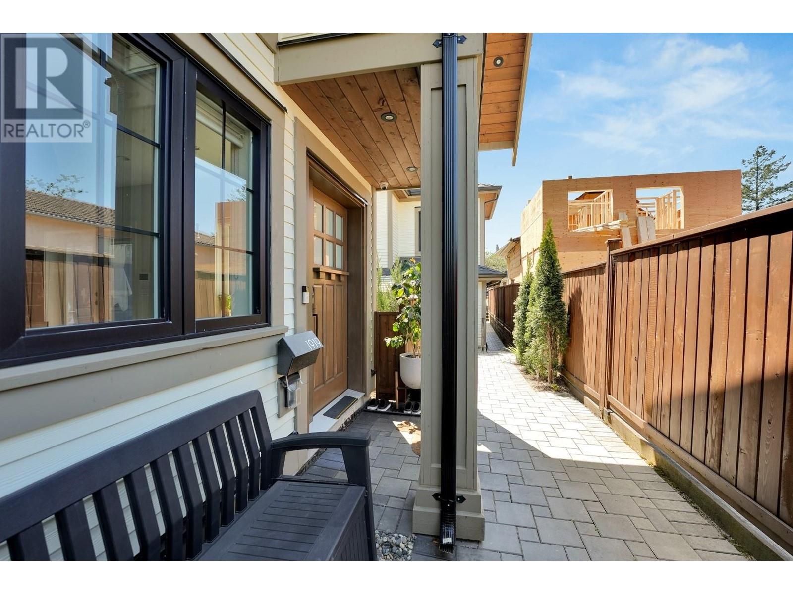 1919 E 3rd Avenue, Vancouver, British Columbia  V5N 1H4 - Photo 30 - R2972511