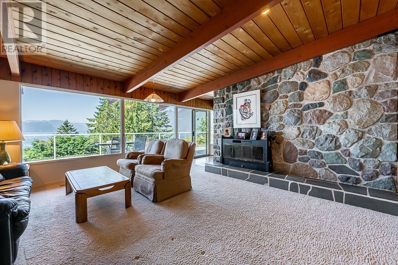 6935 Hycroft Road, West Vancouver, British Columbia  V7W 2K6 - Photo 8 - R2972457