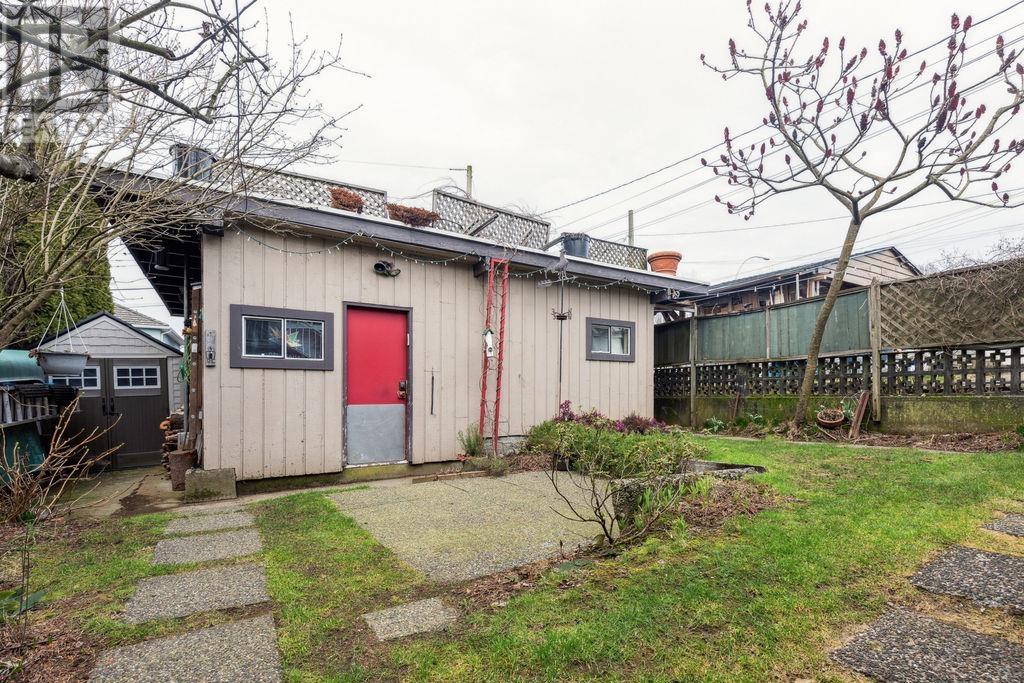 3341 E Georgia Street, Vancouver, British Columbia  V5K 2L5 - Photo 31 - R2972461
