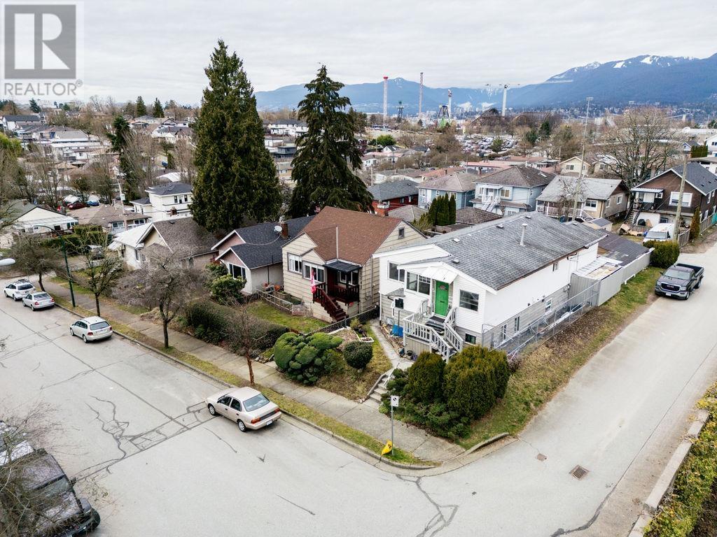 3341 E Georgia Street, Vancouver, British Columbia  V5K 2L5 - Photo 36 - R2972461