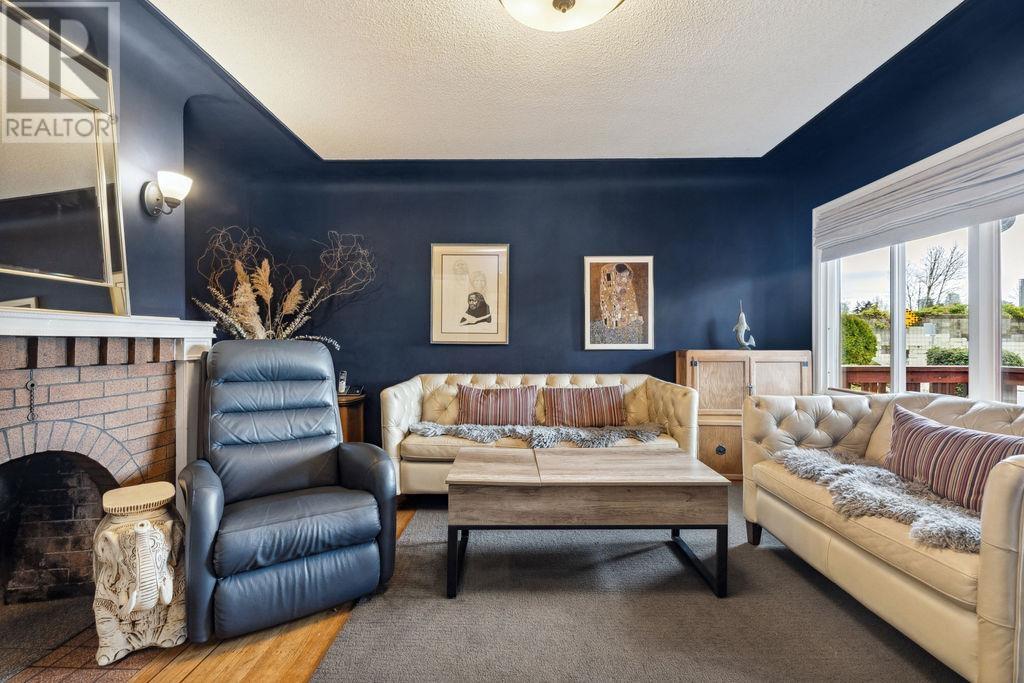 3341 E Georgia Street, Vancouver, British Columbia  V5K 2L5 - Photo 4 - R2972461