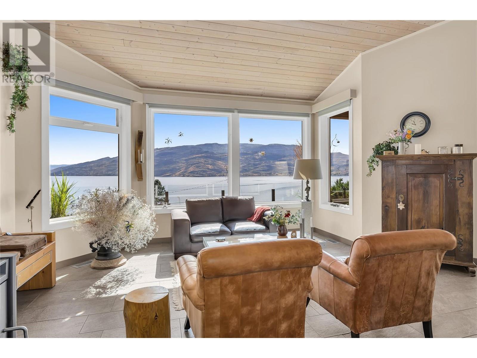 Property at 6376 Topham Place image 5