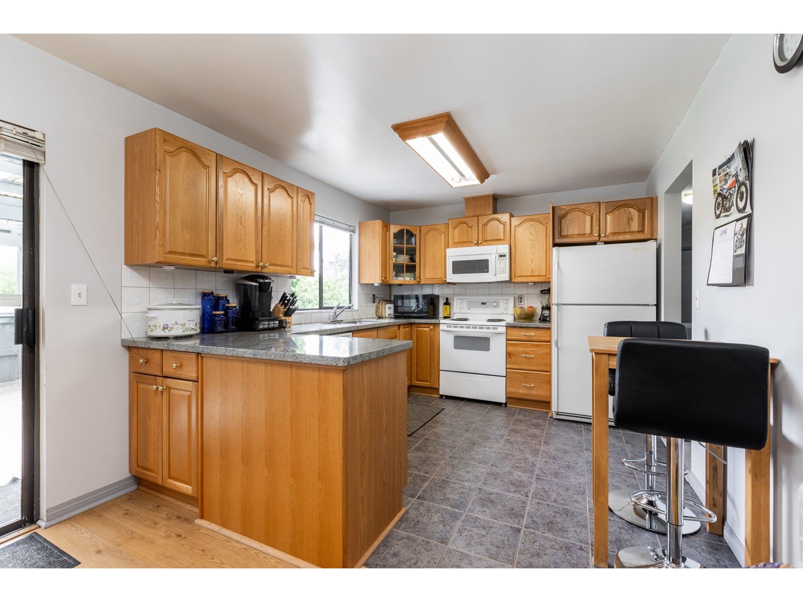 8942 139a Street, Surrey, British Columbia  V3V 7G5 - Photo 14 - R2972045