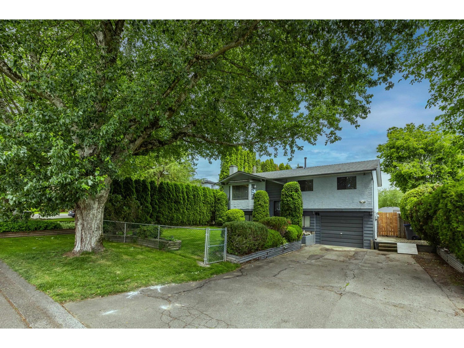 8942 139a Street, Surrey, British Columbia  V3V 7G5 - Photo 31 - R2972045