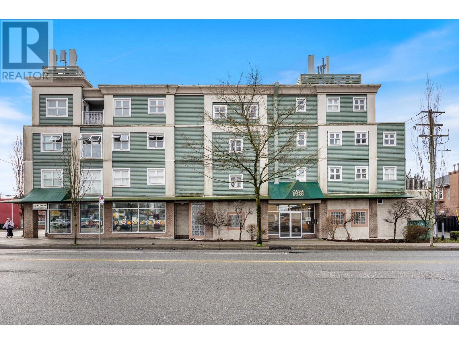 Listing Picture 25 of 31 : PH8 1988 E 49TH AVENUE, Vancouver / 溫哥華 - 魯藝地產 Yvonne Lu Group - MLS Medallion Club Member