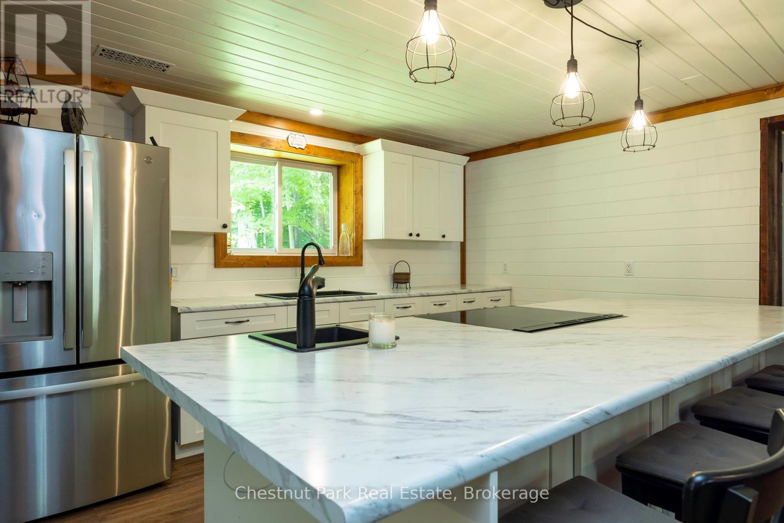 1010 Mary Roberts Road, Lake Of Bays, Ontario  P0B 1A0 - Photo 27 - X11997913