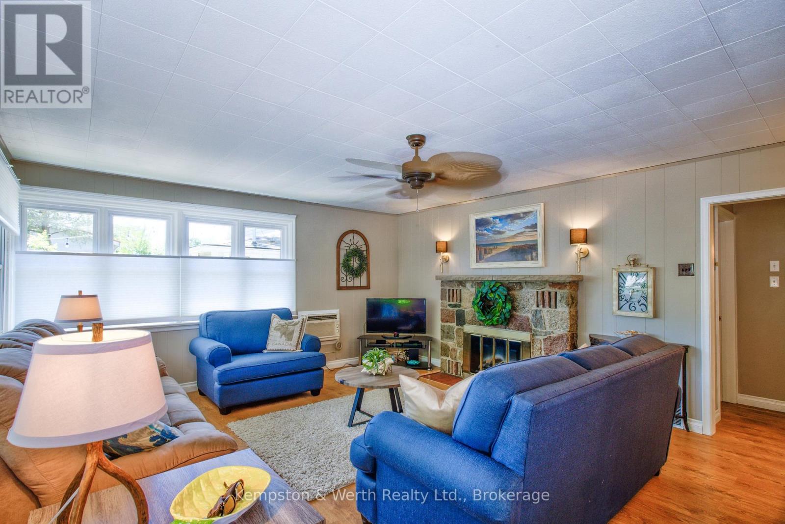 3 Elmwood Avenue, Lambton Shores, Ontario N0M 1T0 - Photo 12 - X11997923