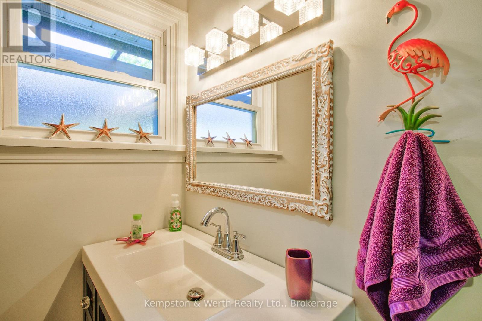 3 Elmwood Avenue, Lambton Shores, Ontario N0M 1T0 - Photo 15 - X11997923
