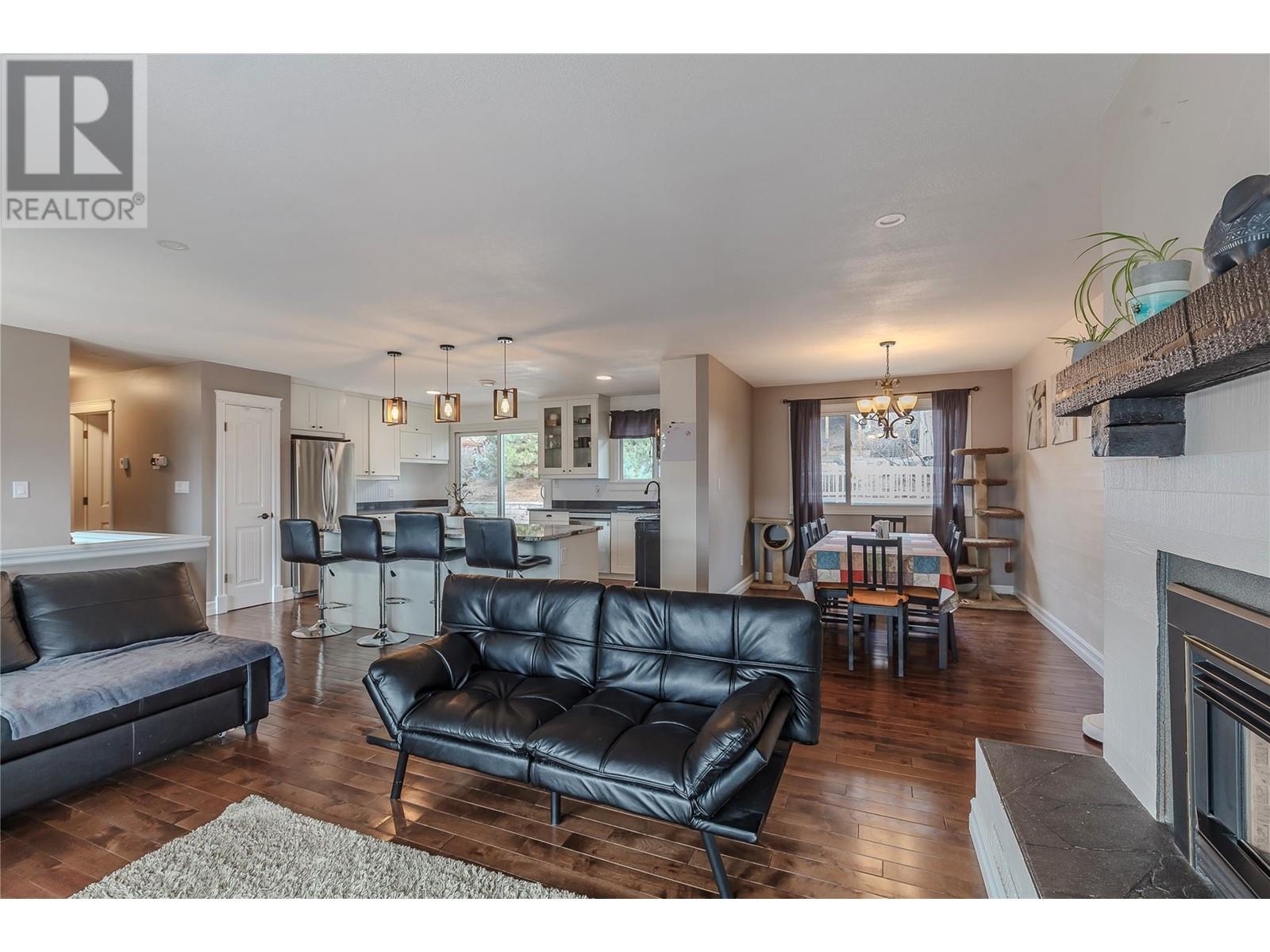 Property at 6525 Southwind Road image 4