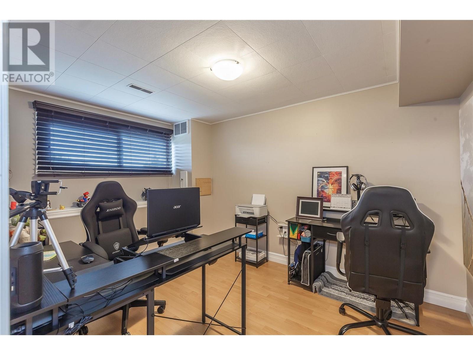 6525 Southwind Road, Vernon, British Columbia  V1H 1B7 - Photo 60 - 10336895
