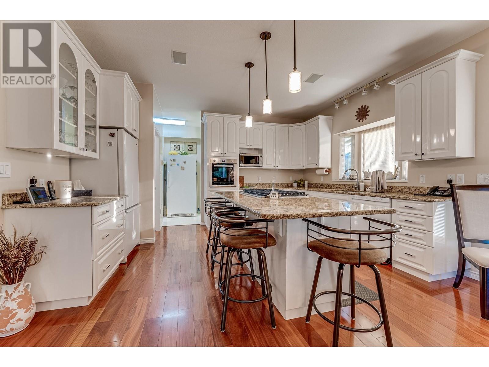 2642 Golf View Place, Blind Bay, British Columbia  V0E 1H2 - Photo 10 - 10336654