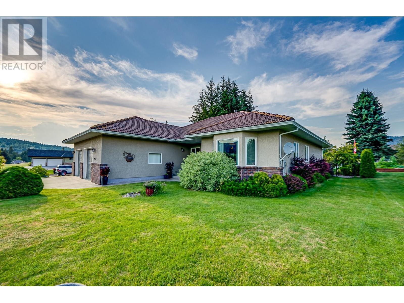 2642 Golf View Place, Blind Bay, British Columbia  V0E 1H2 - Photo 4 - 10336654
