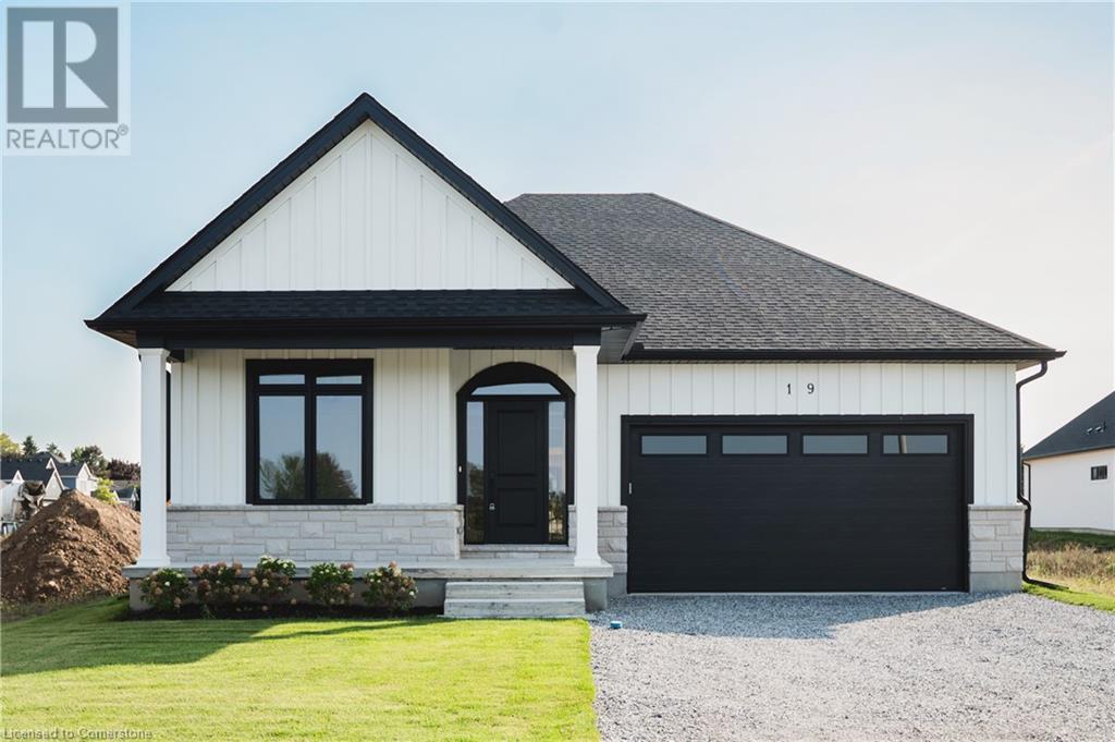 Property at 19 OAKLEY Drive image 1
