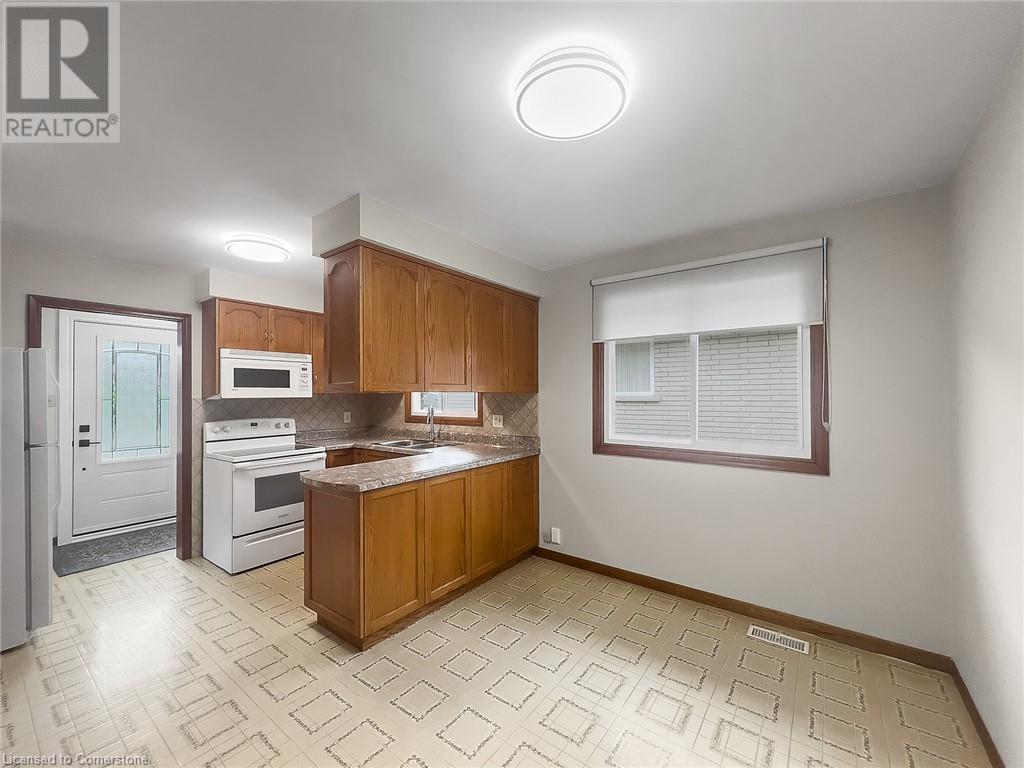 122 Glen Forest Drive, Hamilton, Ontario  L8K 5Z1 - Photo 22 - 40702138
