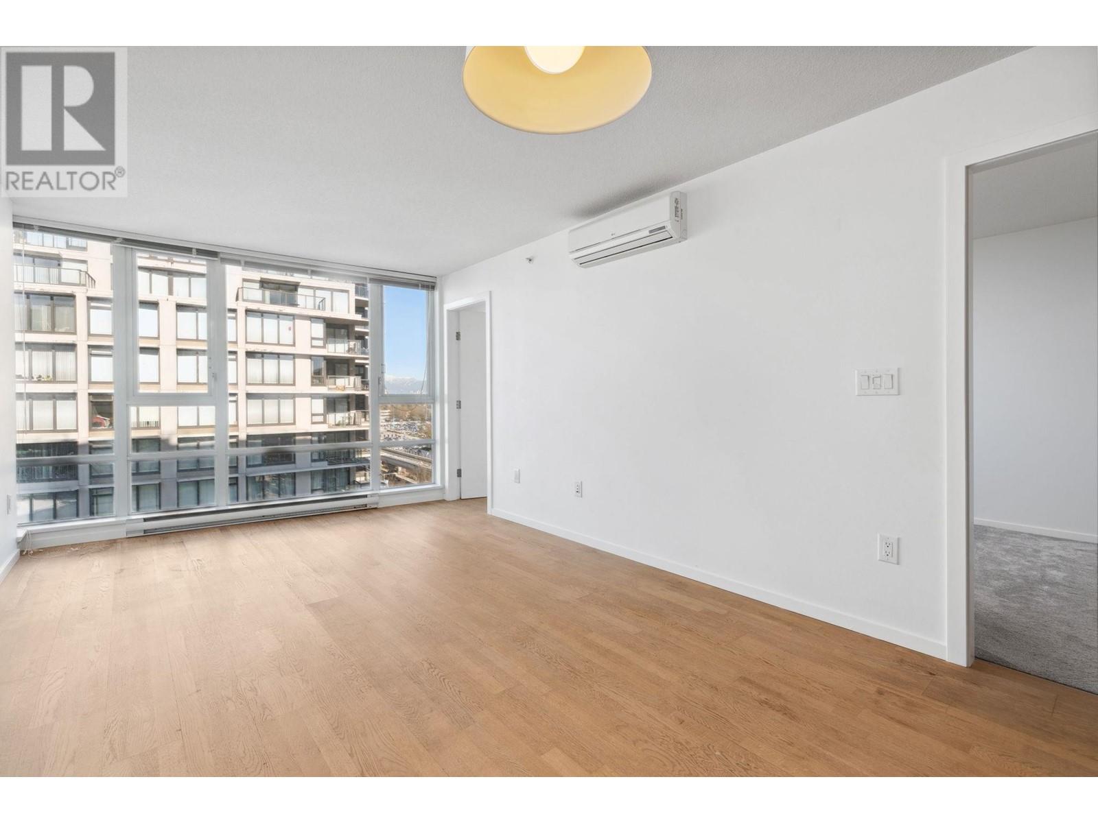 Listing Picture 9 of 27 : 1205 7988 ACKROYD ROAD, Richmond / 烈治文 - 魯藝地產 Yvonne Lu Group - MLS Medallion Club Member