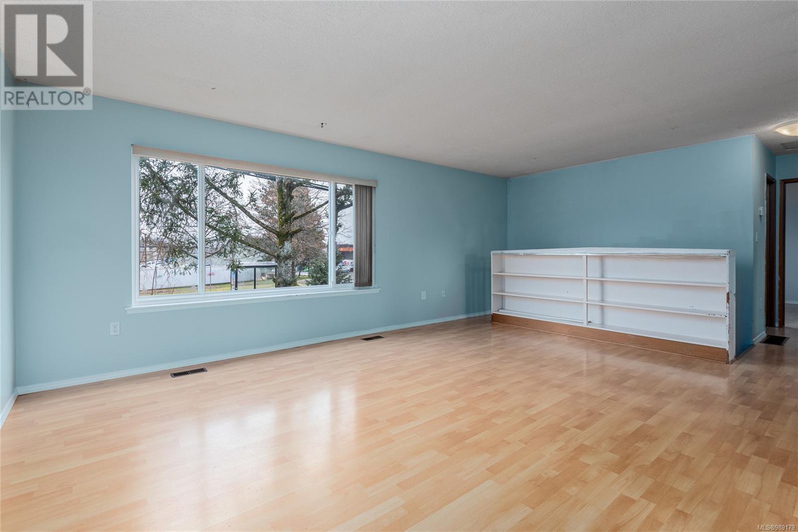 Property at 2129 Fitzgerald Ave image 4