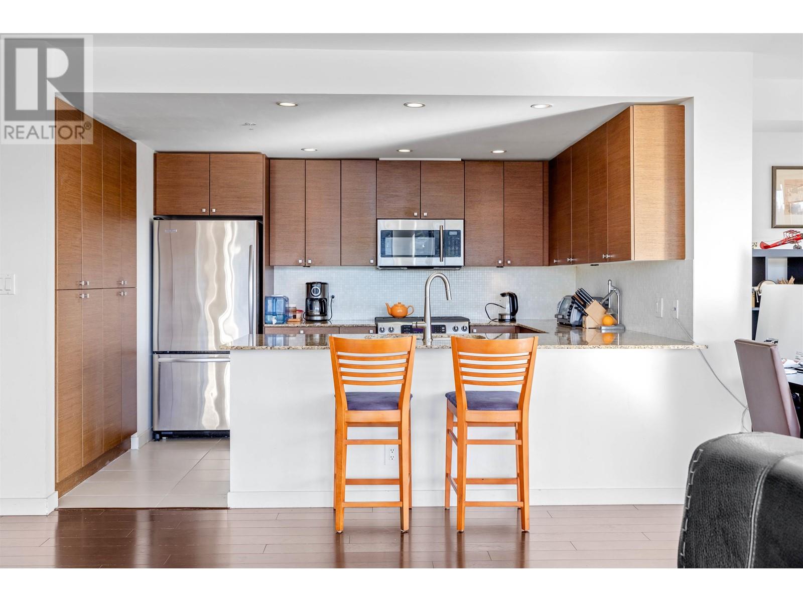 2602 400 Capilano Road, Port Moody, British Columbia  V3H 0E1 - Photo 6 - R2972543