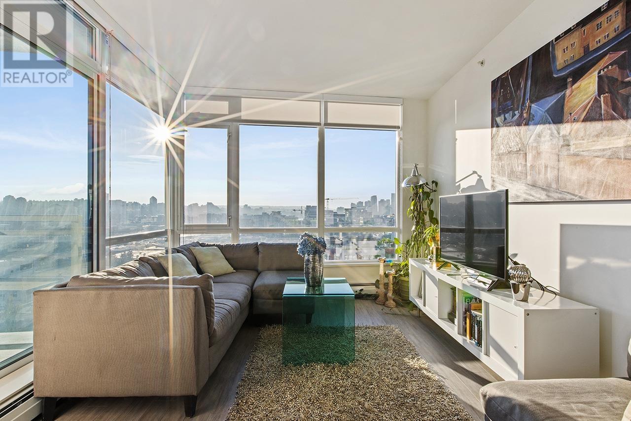 1907 1775 Quebec Street, Vancouver, British Columbia  V5T 0E3 - Photo 2 - R2972544