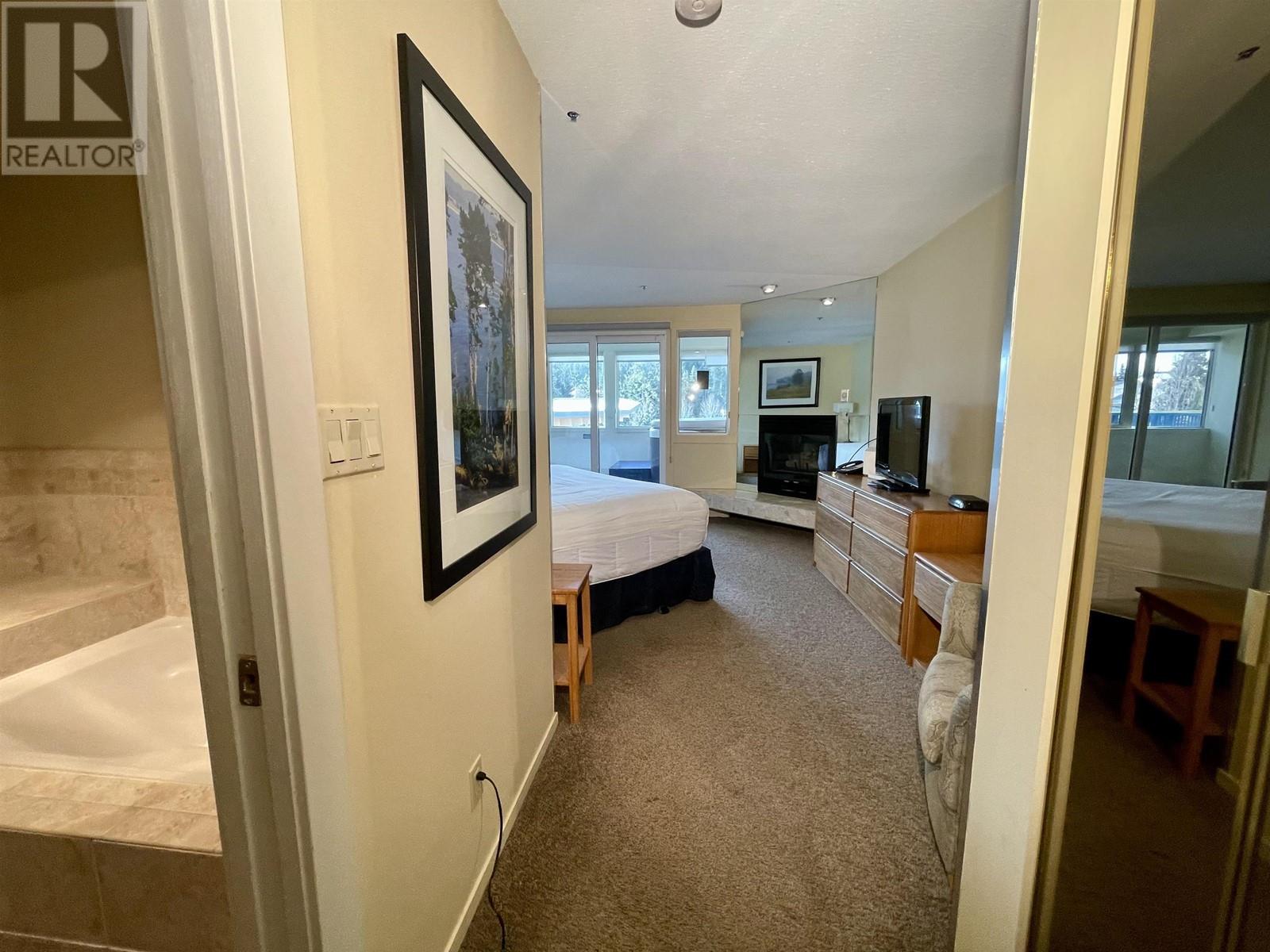 203 Wk8-4321 Village Gate, Whistler, British Columbia  V0N 1B4 - Photo 24 - R2972563