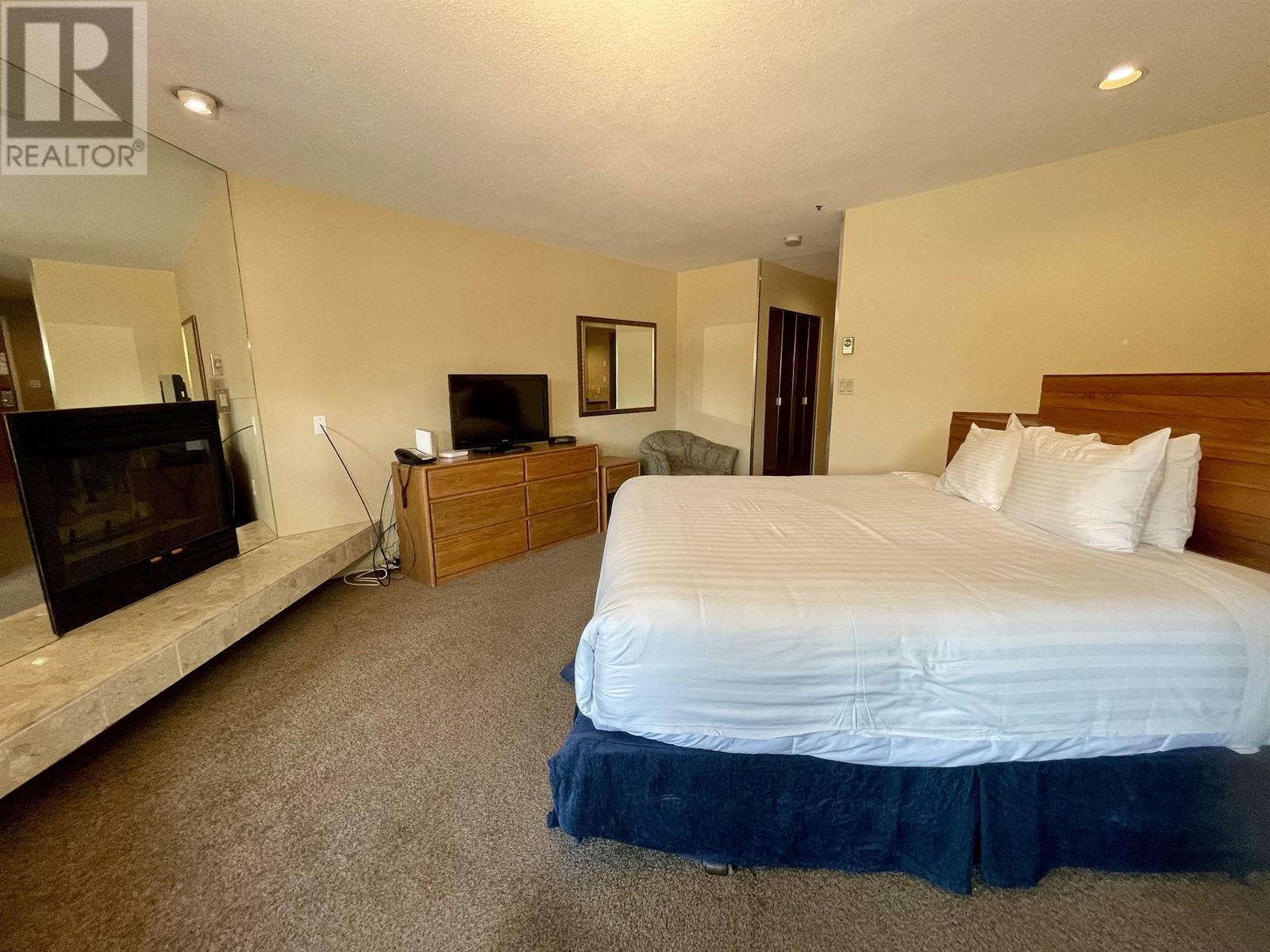 203 Wk8-4321 Village Gate, Whistler, British Columbia  V0N 1B4 - Photo 27 - R2972563