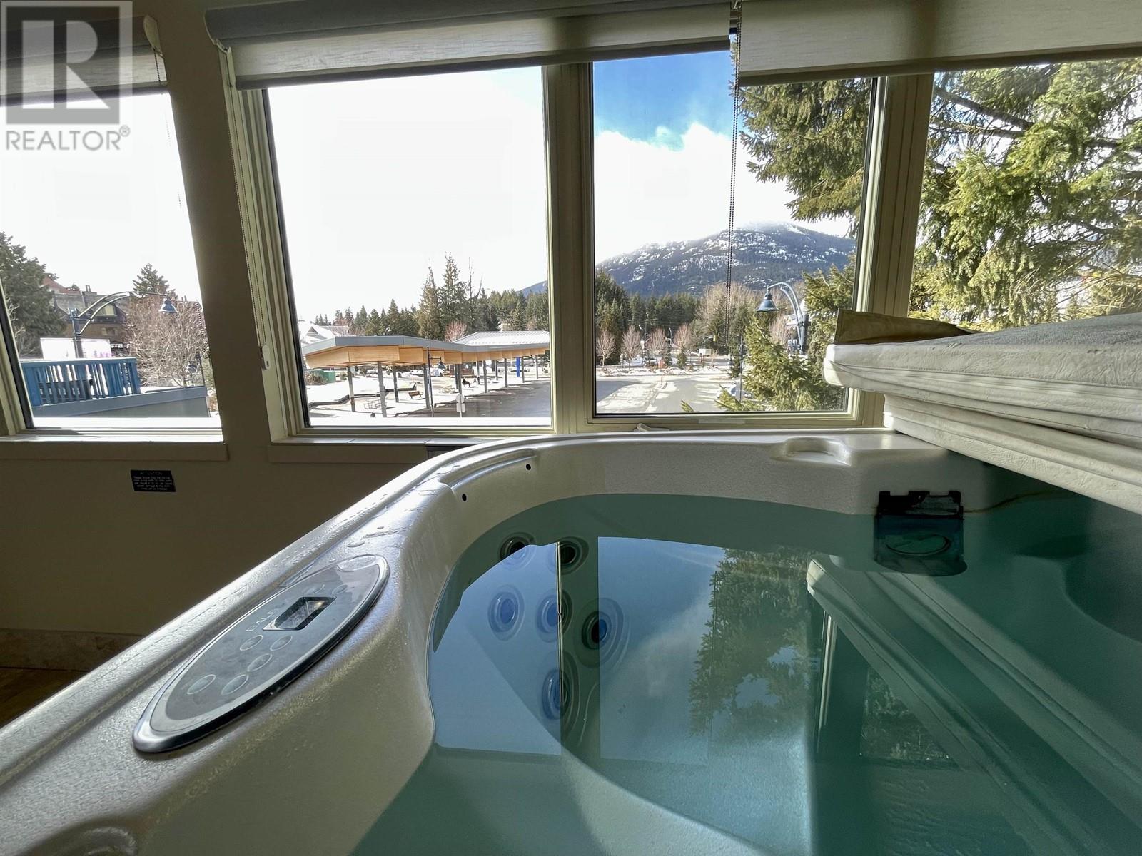 203 Wk8-4321 Village Gate, Whistler, British Columbia  V0N 1B4 - Photo 32 - R2972563