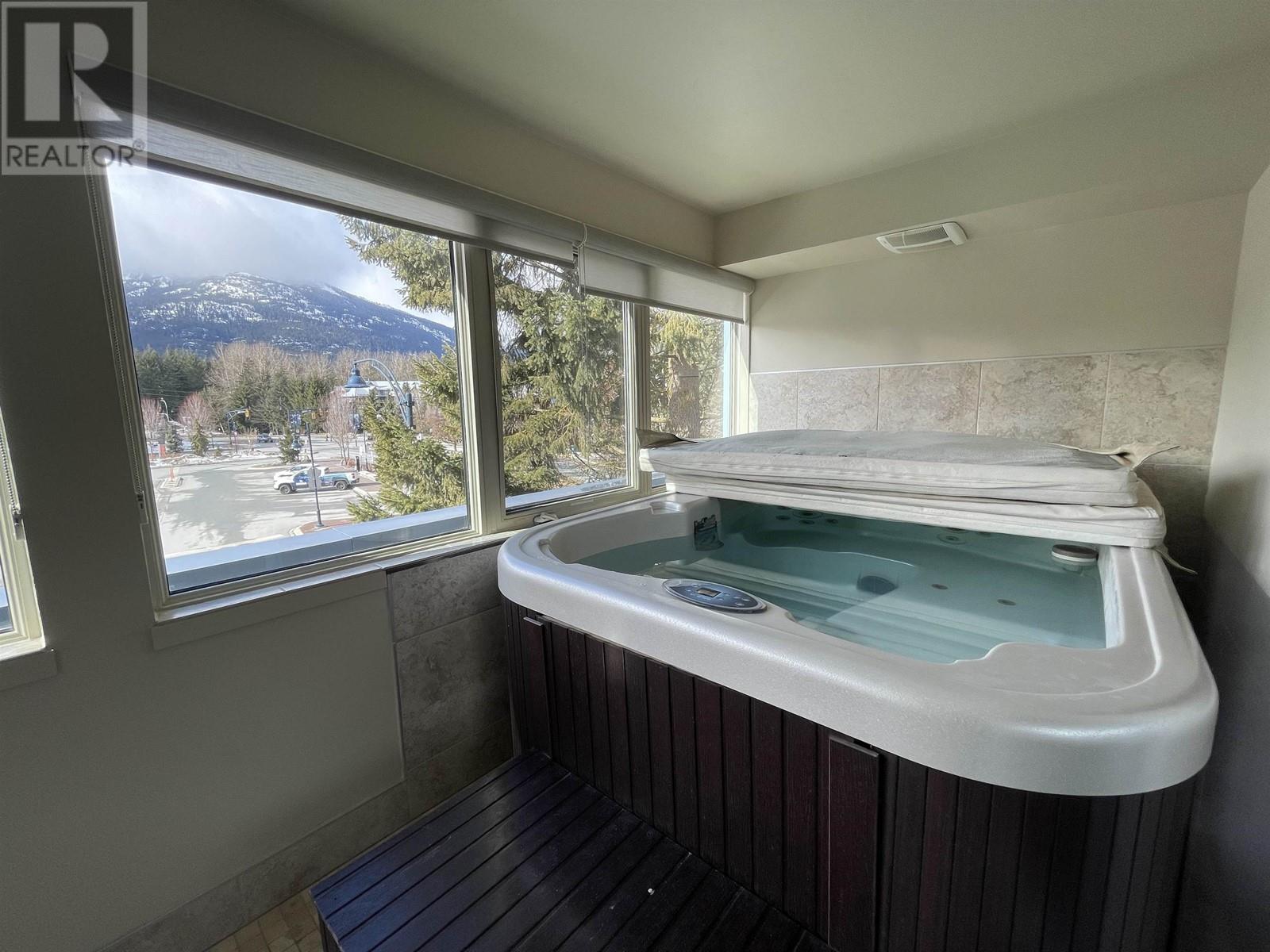 203 Wk8-4321 Village Gate, Whistler, British Columbia  V0N 1B4 - Photo 34 - R2972563