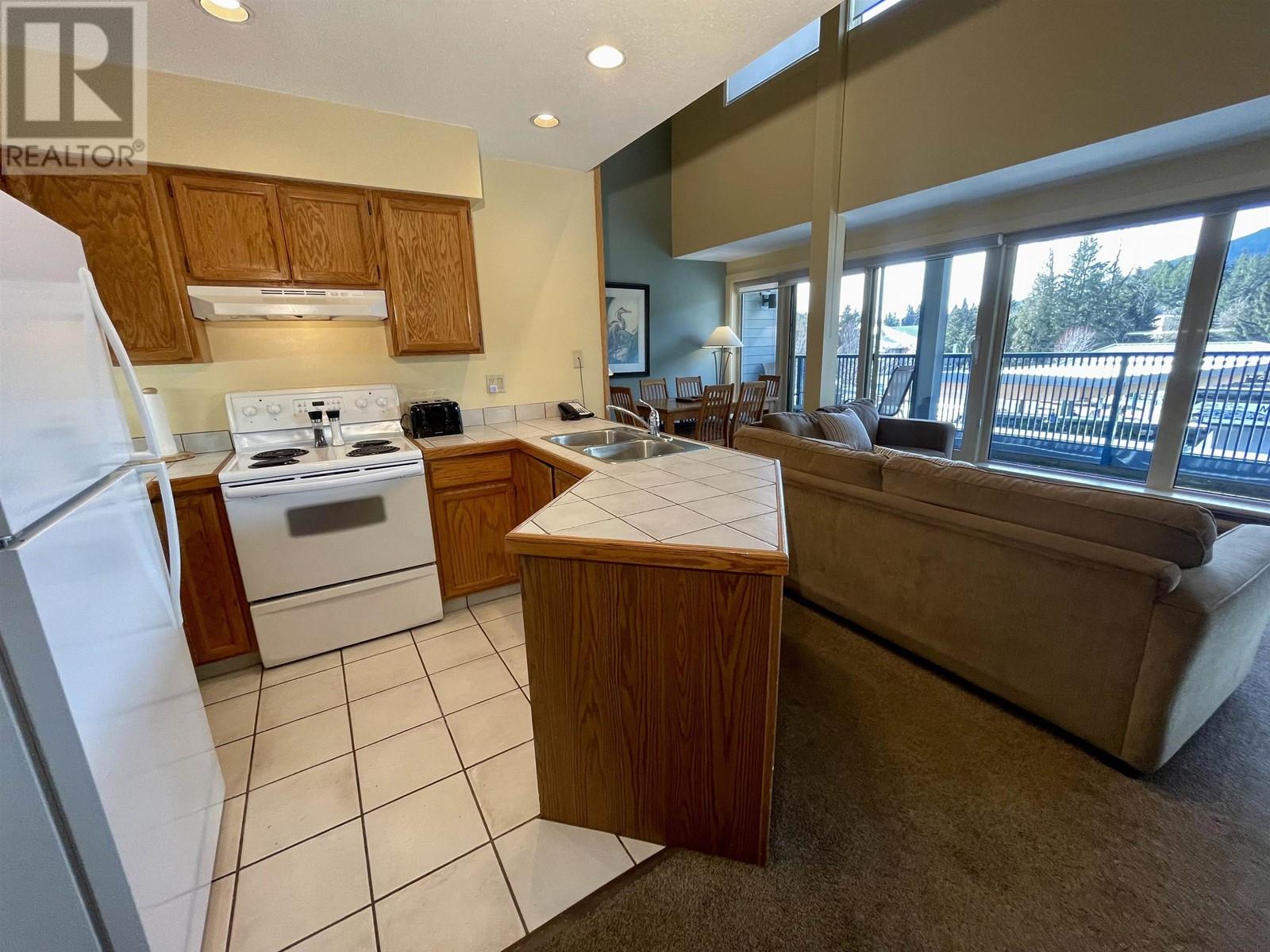 203 Wk8-4321 Village Gate, Whistler, British Columbia  V0N 1B4 - Photo 8 - R2972563