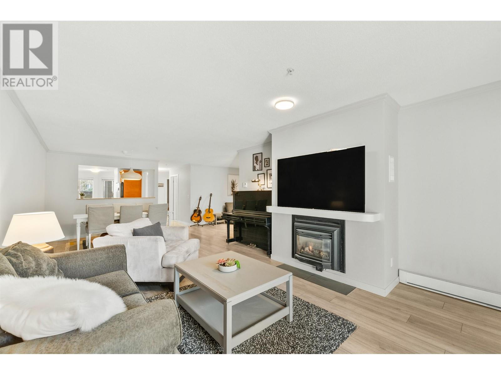 305 1050 Bowron Court, North Vancouver, British Columbia  V7H 2X6 - Photo 12 - R2972587
