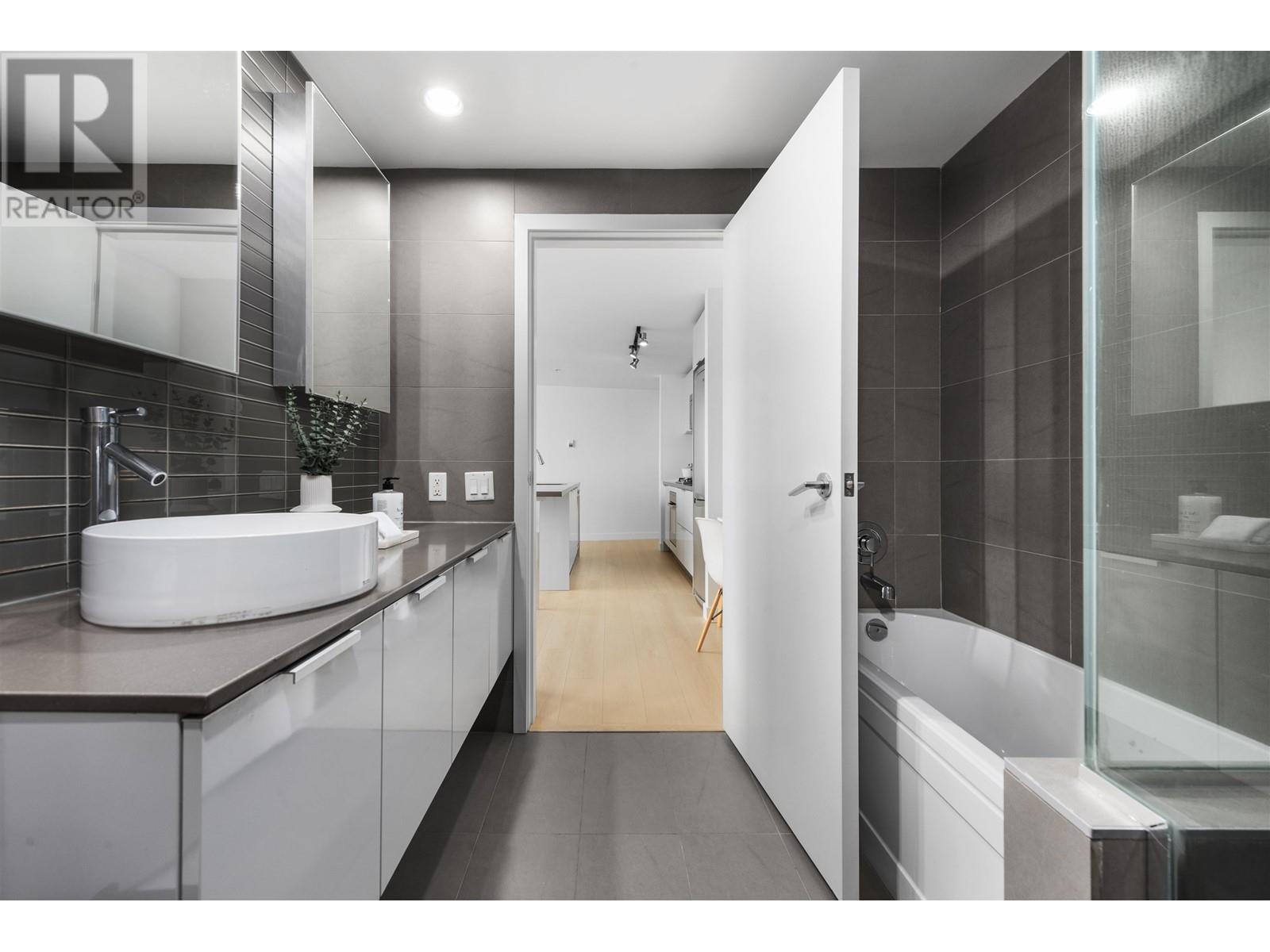 1903 108 W Cordova Street, Vancouver, British Columbia  V6B 0G5 - Photo 17 - R2972600