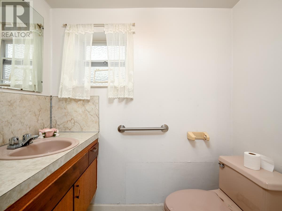3226 E 1st Avenue, Vancouver, British Columbia  V5M 1B8 - Photo 15 - R2972546
