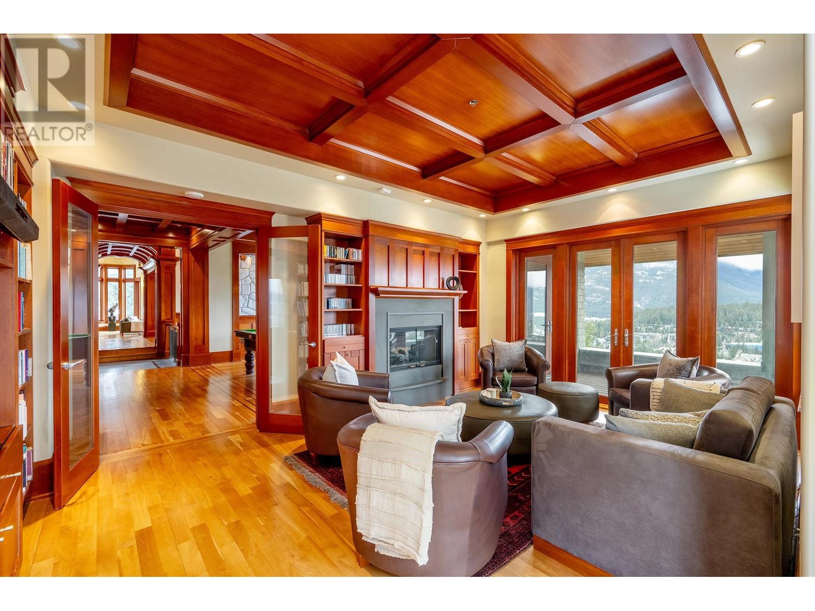 3833 Sunridge Drive, Whistler, British Columbia  V8E 0W1 - Photo 10 - R2972559