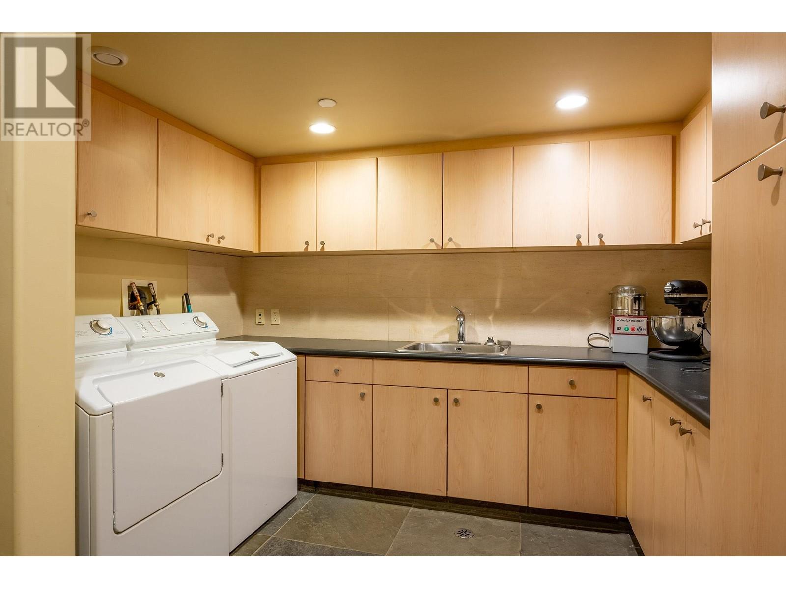 3833 Sunridge Drive, Whistler, British Columbia  V8E 0W1 - Photo 22 - R2972559