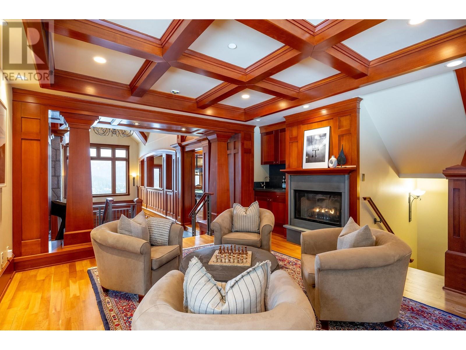 3833 Sunridge Drive, Whistler, British Columbia  V8E 0W1 - Photo 8 - R2972559