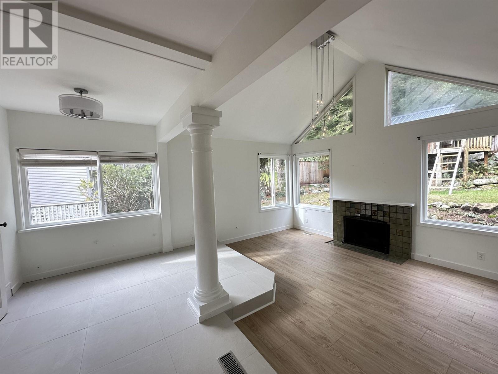 4043 Rose Crescent, West Vancouver, British Columbia  V7V 2N6 - Photo 7 - R2972593