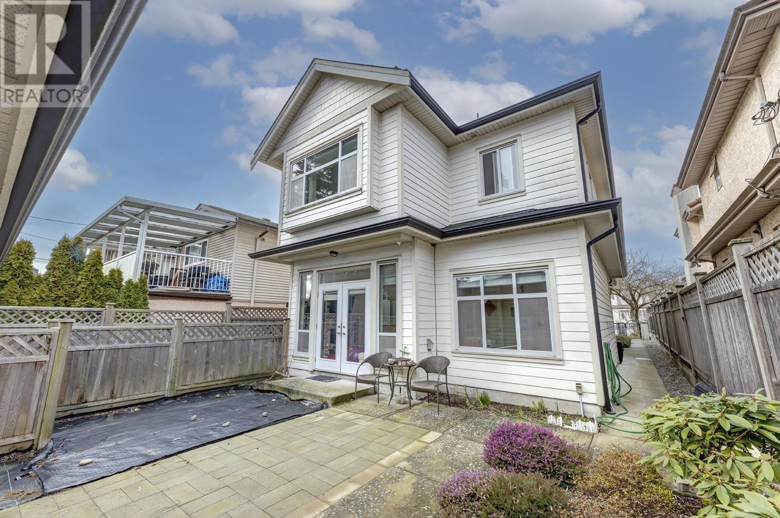 8522 Cartier, West Vancouver, British Columbia  V6P 4T8 - Photo 1 - R2972598