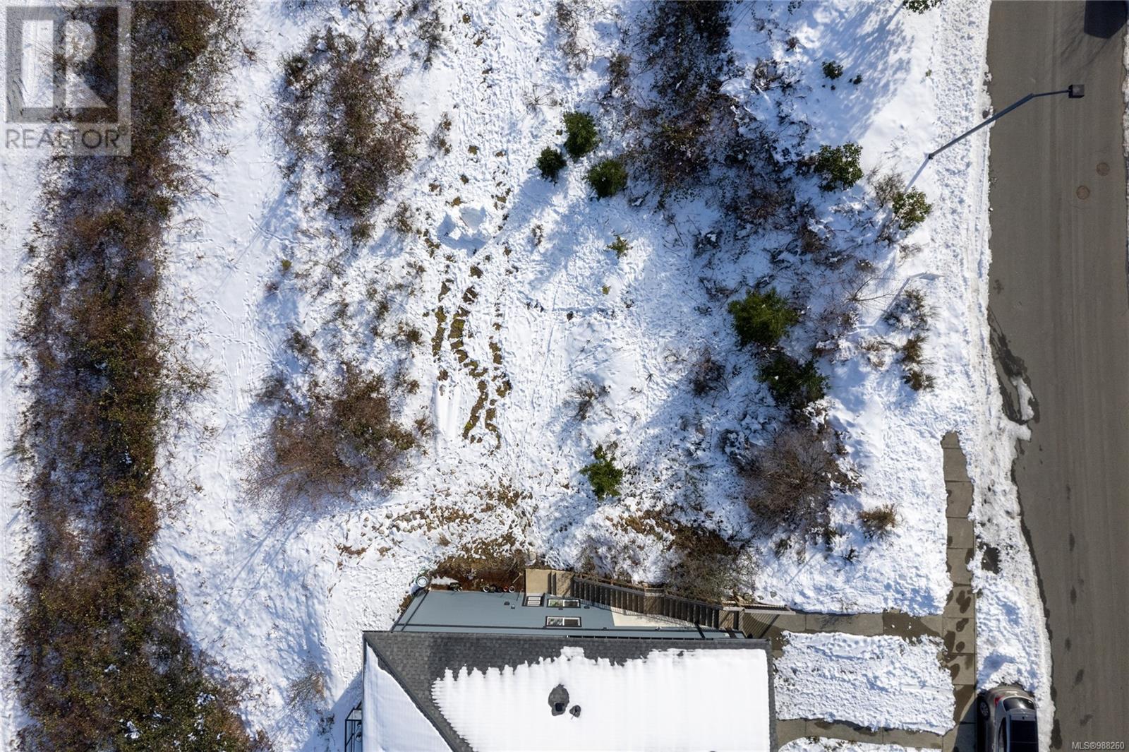 Property at 439 Thetis Dr image 3