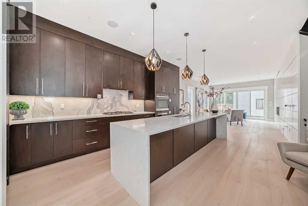 Property at 615 19 Avenue NW image 4