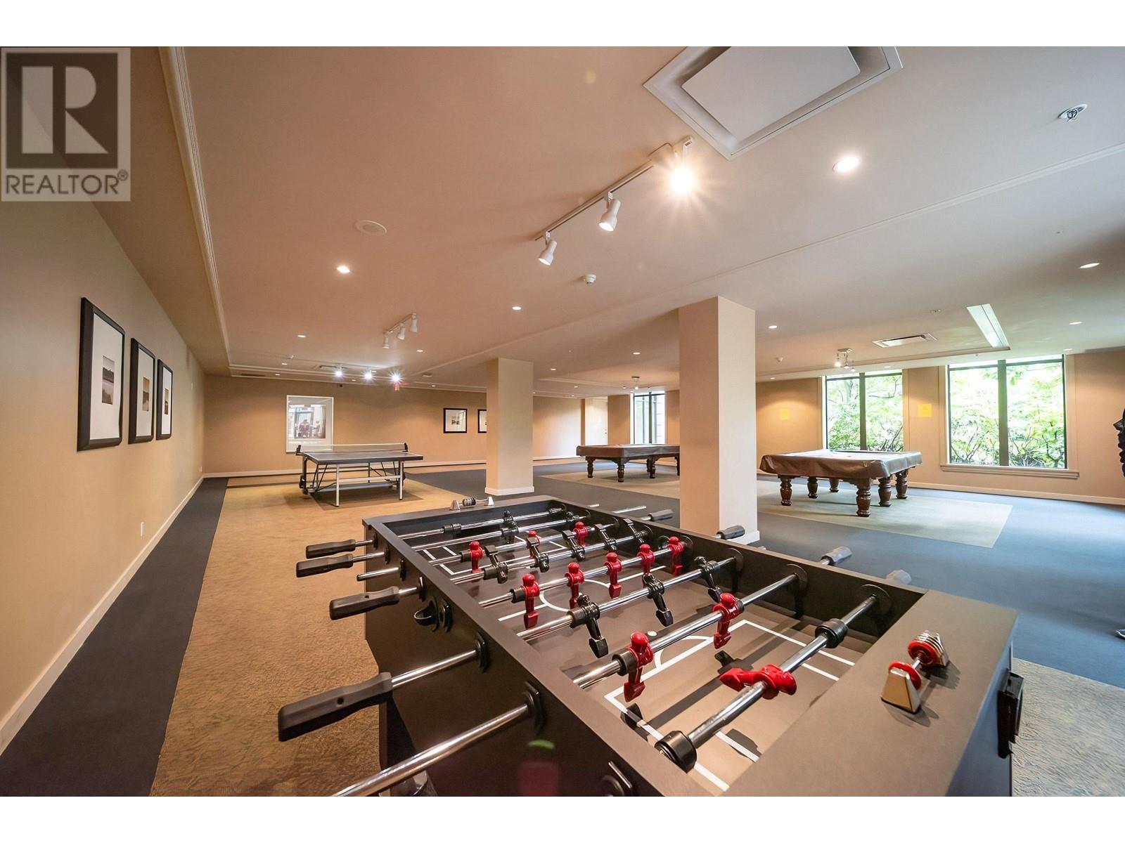 Listing Picture 27 of 33 : 2102 7388 SANDBORNE AVENUE, Burnaby / 本拿比 - 魯藝地產 Yvonne Lu Group - MLS Medallion Club Member