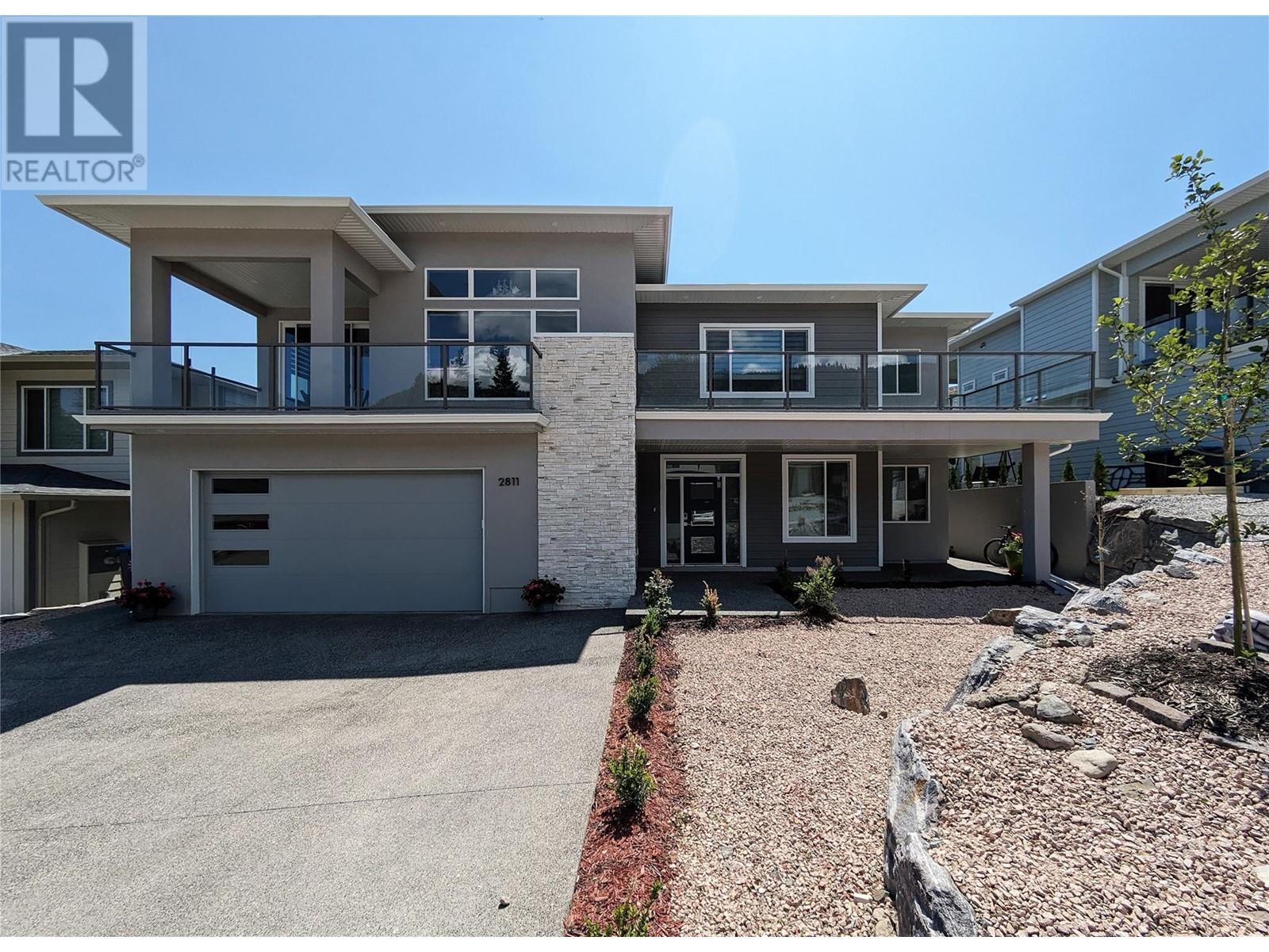 2811 Canyon Crest Drive West Kelowna, BC V4T0E3_1