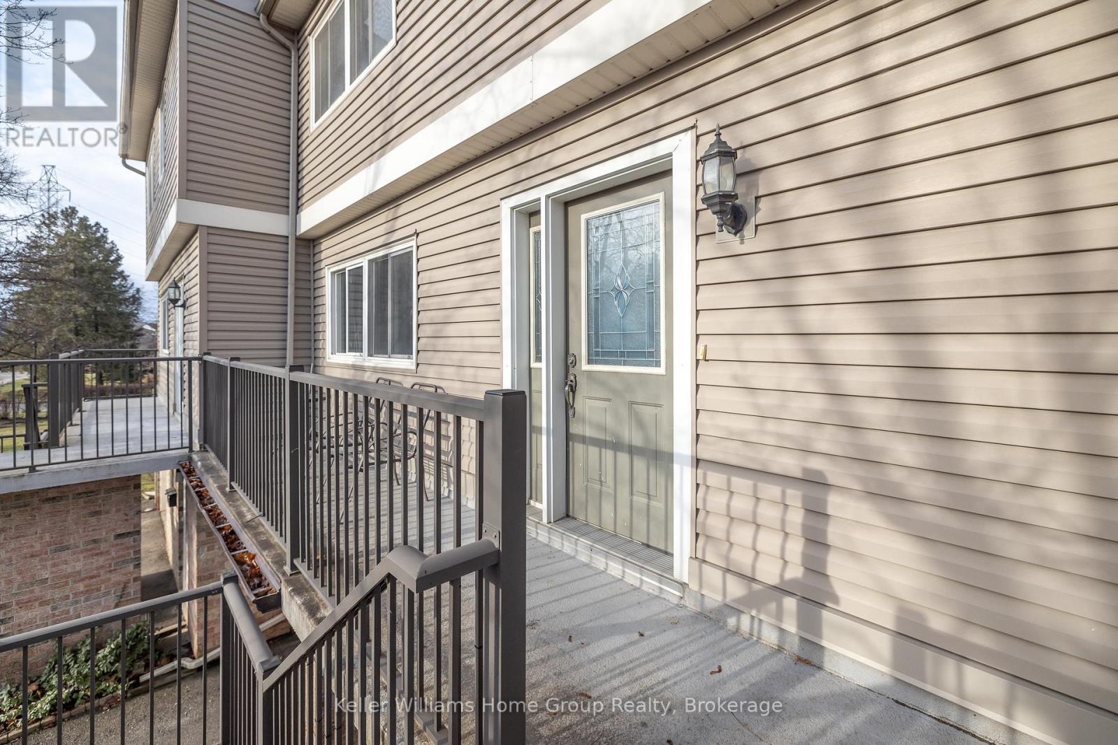 Property at 15 - 295 WATER STREET image 3