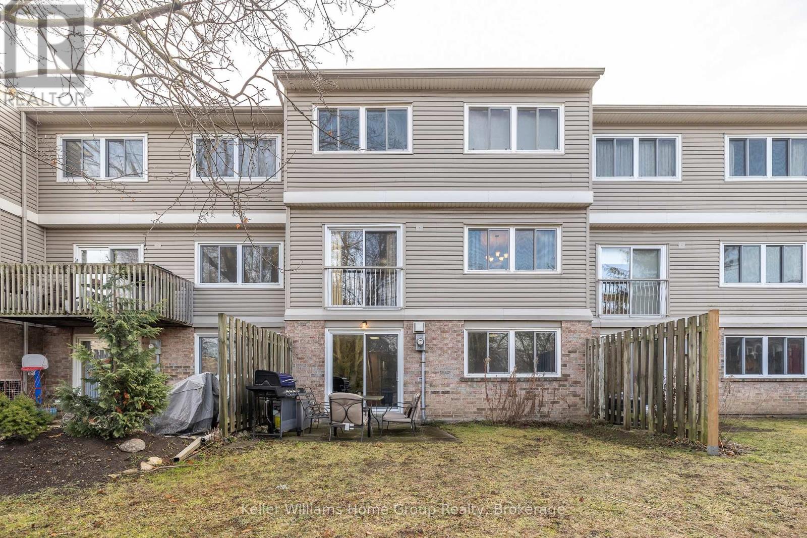 Property at 15 - 295 WATER STREET image 4