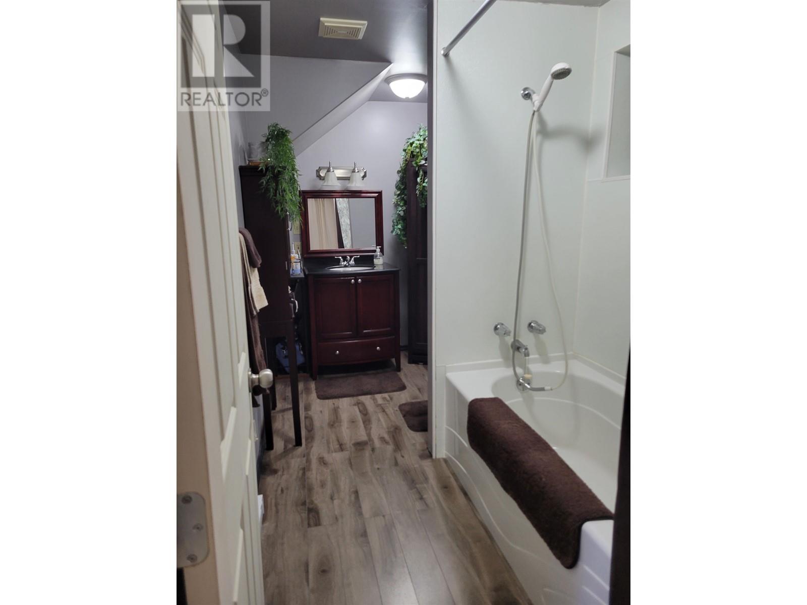 4184 Lac La Hache Station Road, Lac La Hache, British Columbia  V0K 1T0 - Photo 19 - R2967056