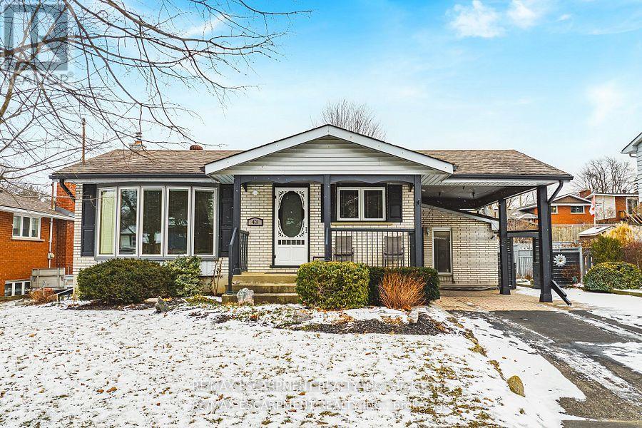 43 HOLDEN AVENUE, Norfolk, Ontario