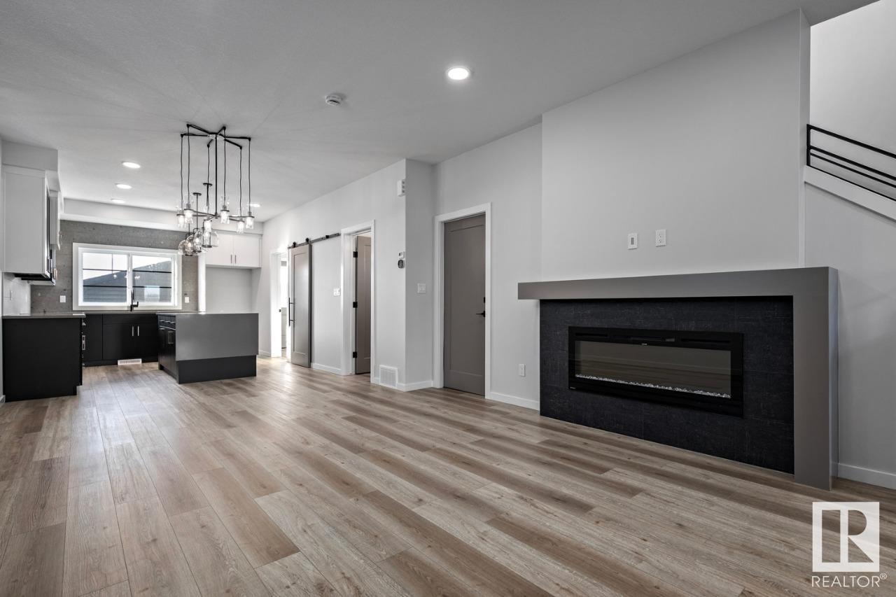 Property at 304 29 ST SW image 5