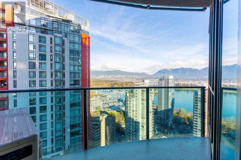 Listing Picture 24 of 32 : 3201 1189 MELVILLE STREET, Vancouver / 溫哥華 - 魯藝地產 Yvonne Lu Group - MLS Medallion Club Member