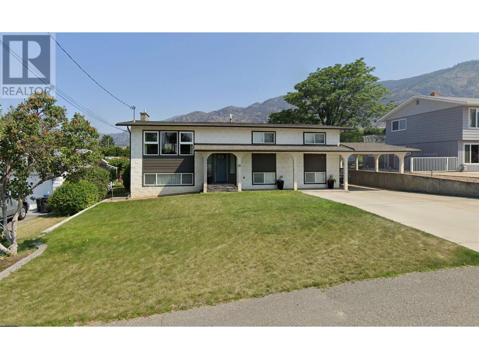 Property at 38 Willow Crescent image 3