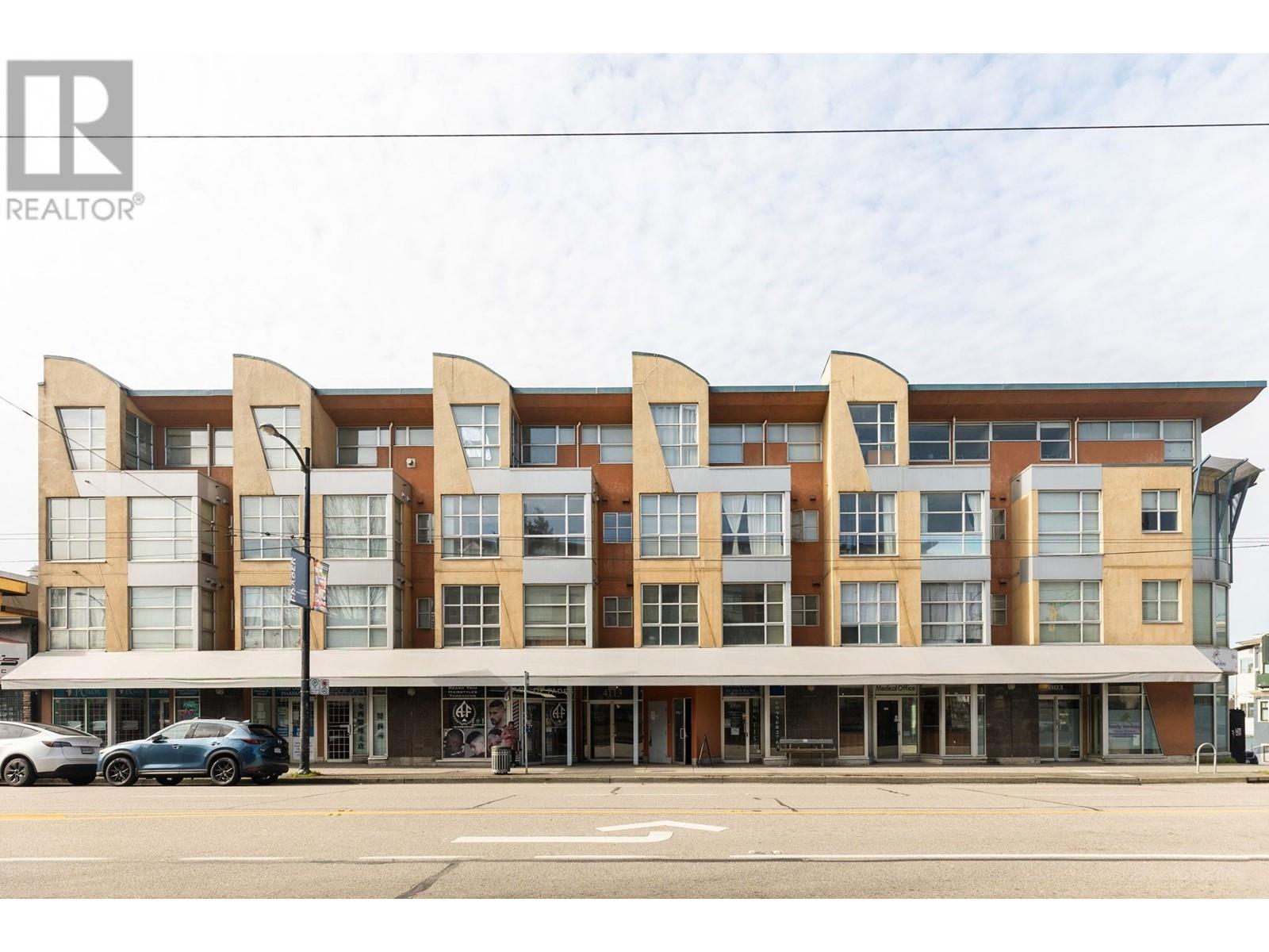 Listing Picture 13 of 13 : PH2 4113 FRASER STREET, Vancouver / 溫哥華 - 魯藝地產 Yvonne Lu Group - MLS Medallion Club Member