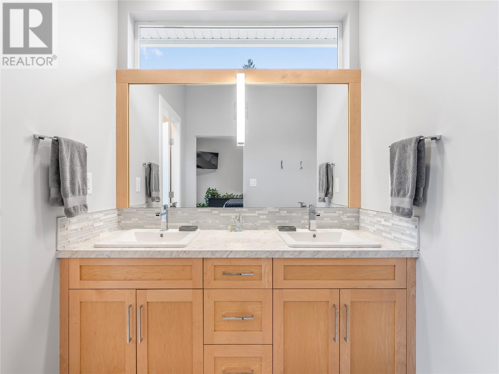 4204 14 Avenue, Vernon, British Columbia  V1T 7Z7 - Photo 19 - 10336679