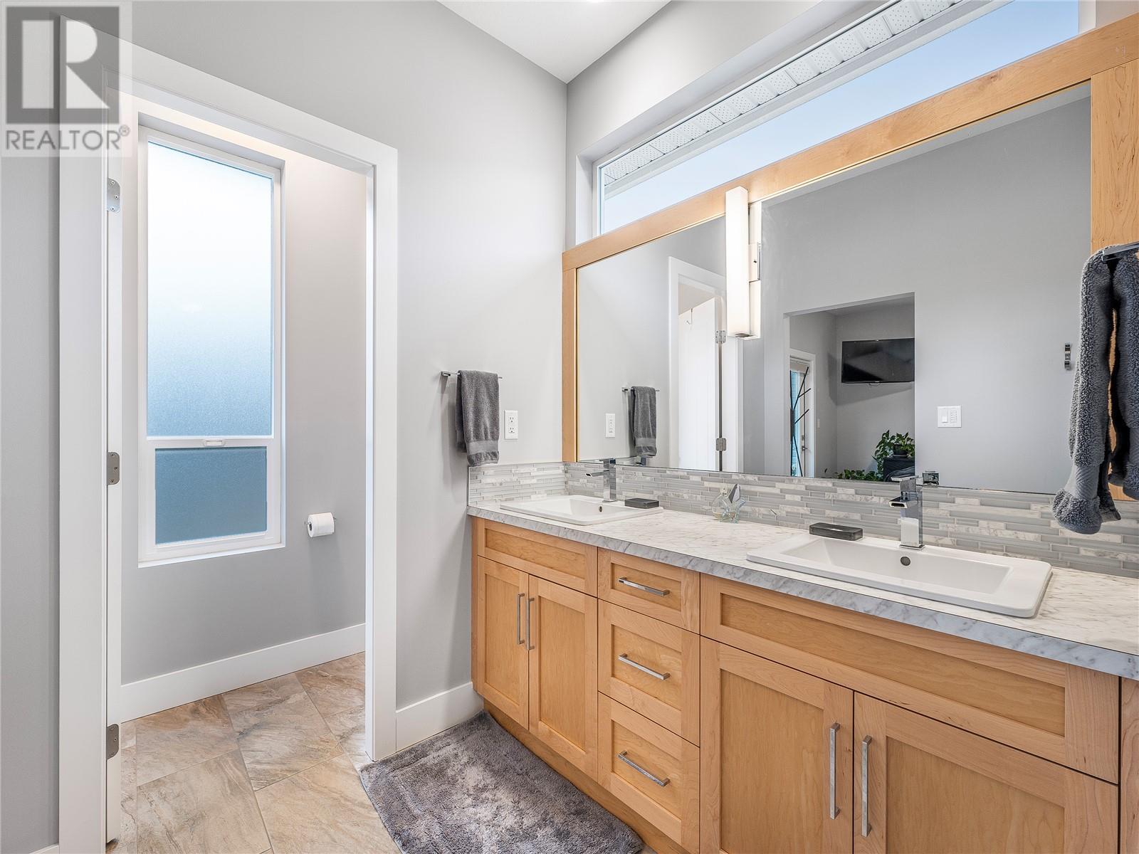 4204 14 Avenue, Vernon, British Columbia  V1T 7Z7 - Photo 21 - 10336679