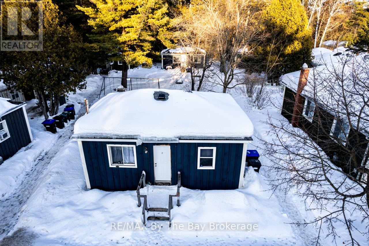 705 River Road E, Wasaga Beach, Ontario  L9Z 2M3 - Photo 2 - S11998108